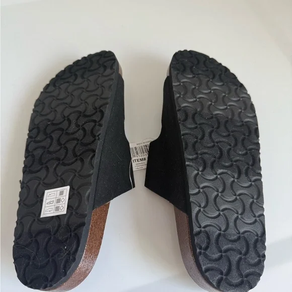 Skechers Black Double Strap Sandals - Picture 2 of 3